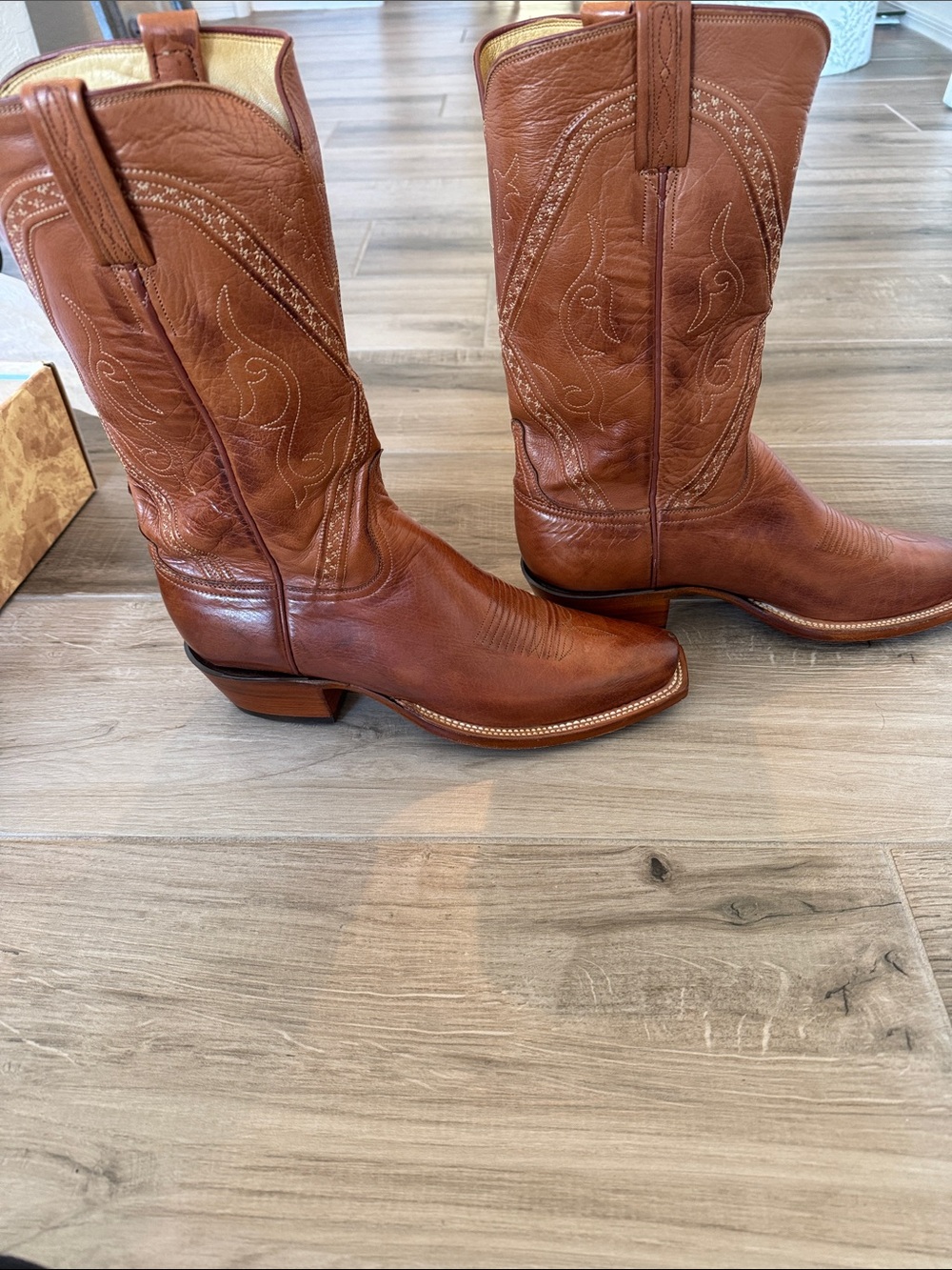 Luchesse 8 1/2  D Burnished Baby Buffalo boots GB2863 - Picture 9 of 11